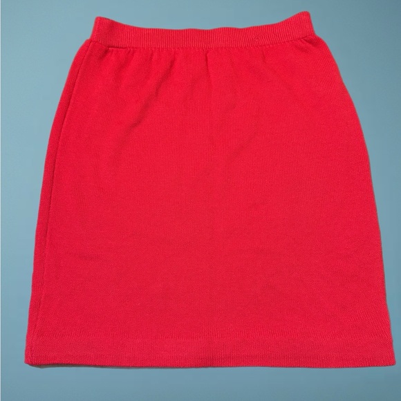 St John Sport Dresses & Skirts - Chic Scarlet Mini Skirt